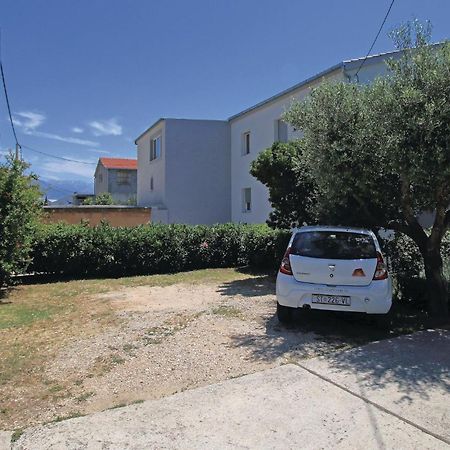 Amazing Apartment In Kastel Sucurac With Kitchen Kaštela Екстериор снимка